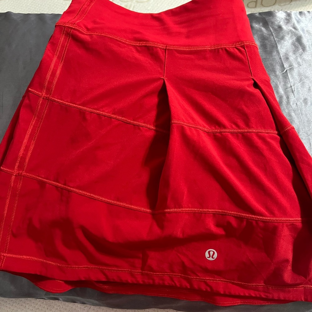 Lululemon Rival skirt